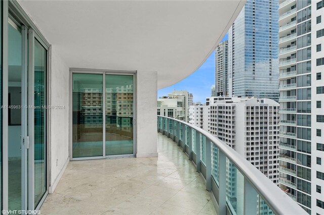 1331 Brickell Bay Dr Unit 2802, Miami, FL 33131 - photo 4