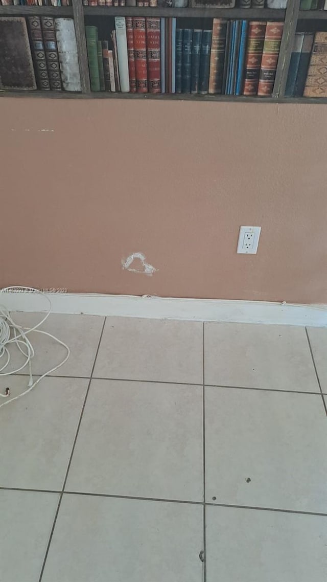 room details featuring light tile flooring