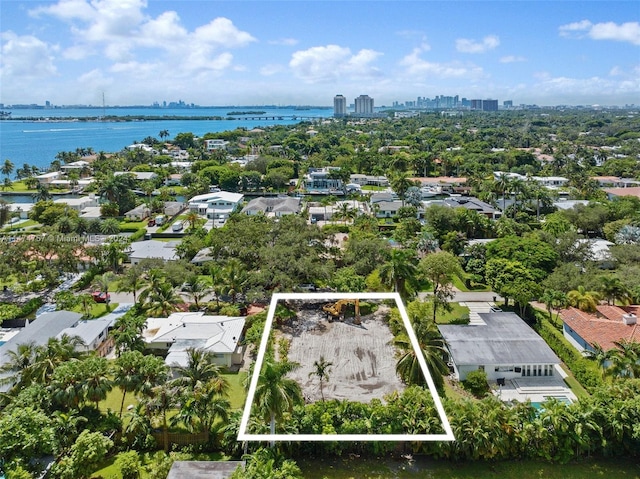 Listing photo 2 for 1205 NE 91st Ter, Miami Shores FL 33138