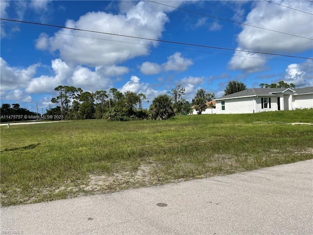 Listing photo 2 for 3126 Averill Blvd, Cape Coral FL 33909