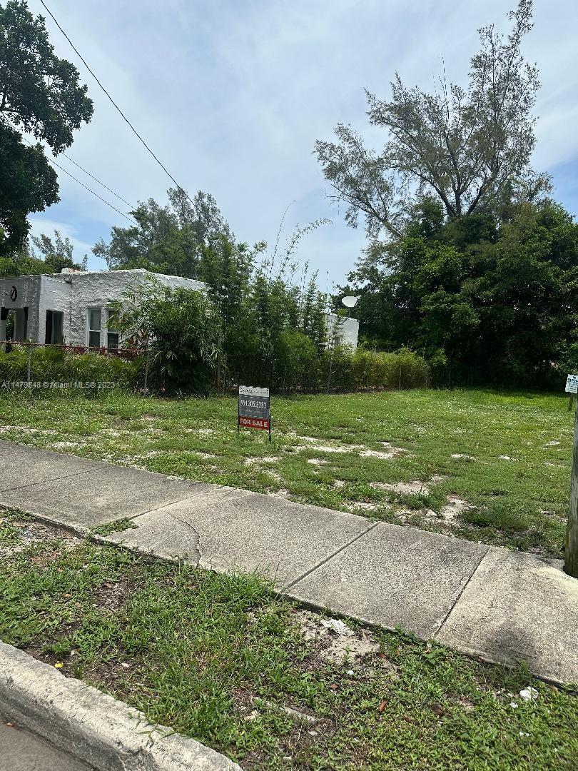 3508 Greenwood Ave, West Palm Beach, FL 33407 - photo 2