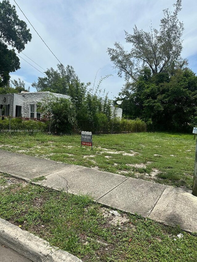 3508 Greenwood Ave, West Palm Beach, FL 33407 - photo 2