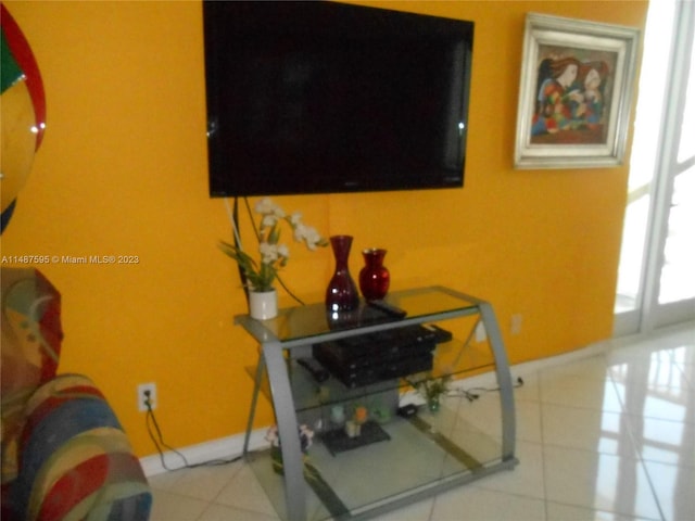 5401 Collins Ave Unit 1230, Miami Beach, FL 33140 - photo 5