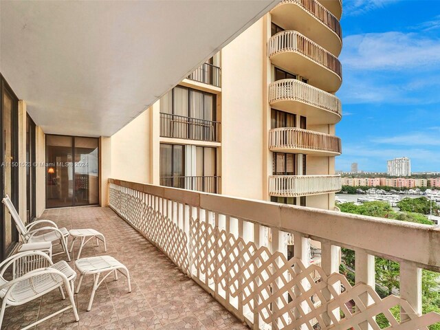 19355 Turnberry Way Unit 8L, Aventura, FL 33180 - photo 22