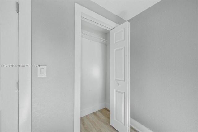 104 Ballard, Avon Park, FL 33825 - view of closet