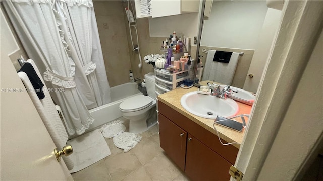 full bathroom featuring toilet, vanity, shower / bathtub combination with curtain, and tile patterned flooring