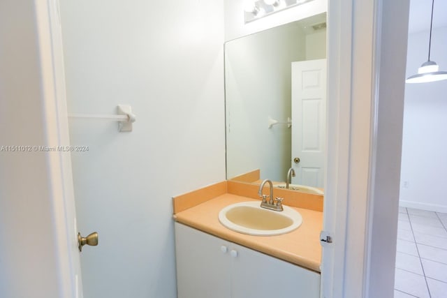 2150 Shoma Dr Unit 226, Royal Palm Beach, FL 33414 - bathroom featuring tile patterned flooring and vanity