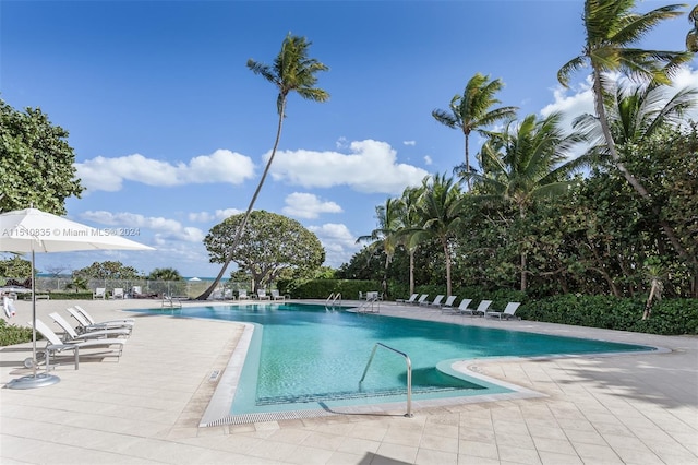 view of swimming pool featuring a patio