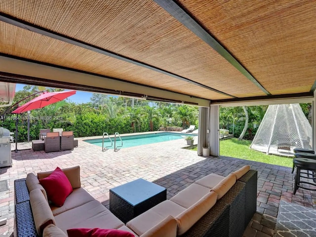 view of patio / terrace with an outdoor living space