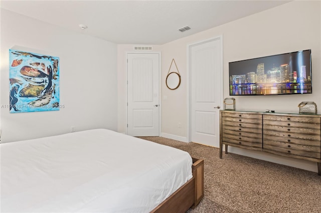 bedroom with carpet flooring