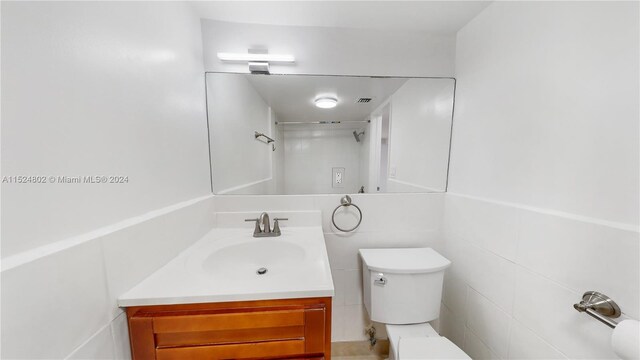 2915 SW 24th Te, Miami, FL 33145 - photo 48