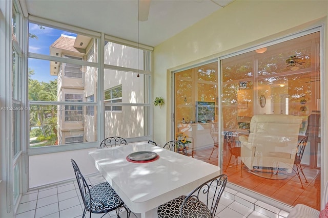 view of sunroom / solarium