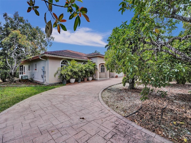 view of mediterranean / spanish home