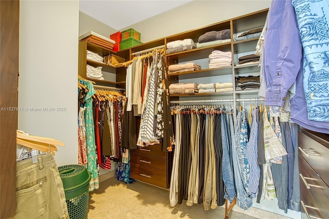 20185 E Country Club Dr Unit 202/203, Aventura, FL 33180 - view of walk in closet