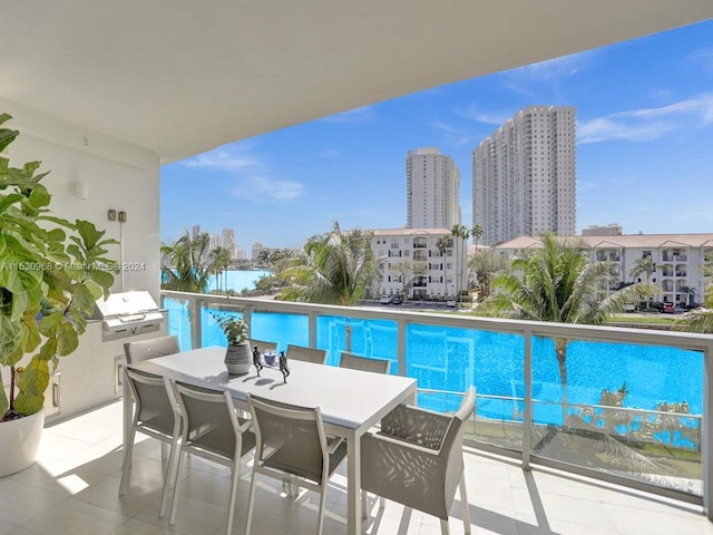 balcony featuring grilling area