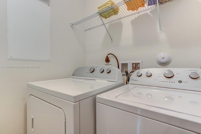 laundry area featuring hookup for a washing machine and independent washer and dryer