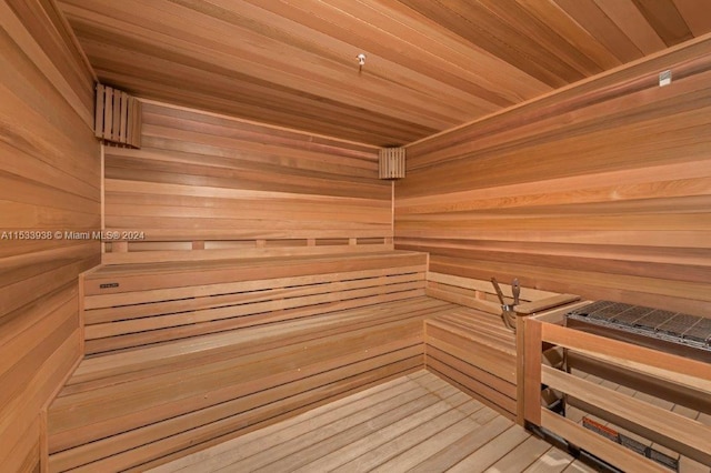 view of sauna / steam room