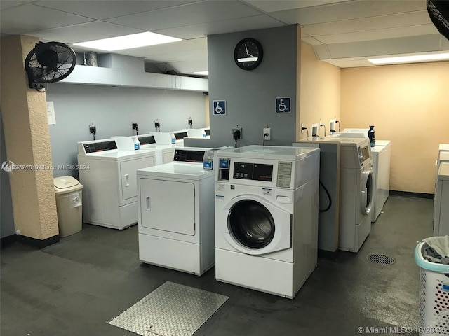 laundry area with washing machine and clothes dryer and hookup for an electric dryer