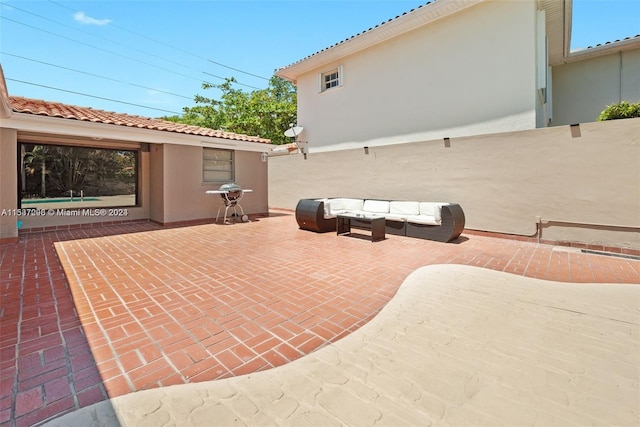 view of patio / terrace featuring an outdoor hangout area