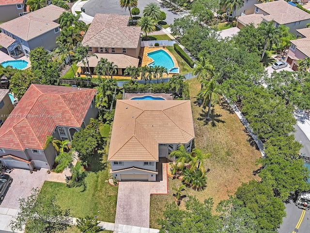 bird's eye view with a residential view