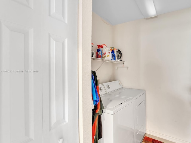 laundry room featuring laundry area and independent washer and dryer