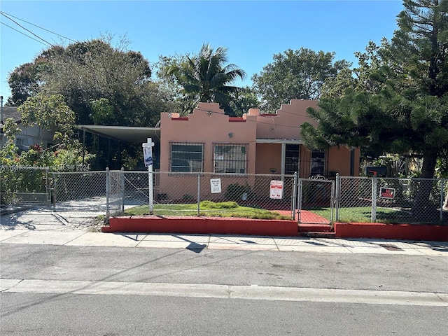 view of front of property