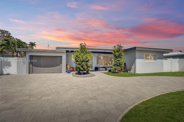 view of front facade with a garage