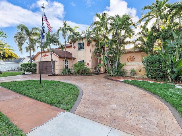 view of mediterranean / spanish-style home