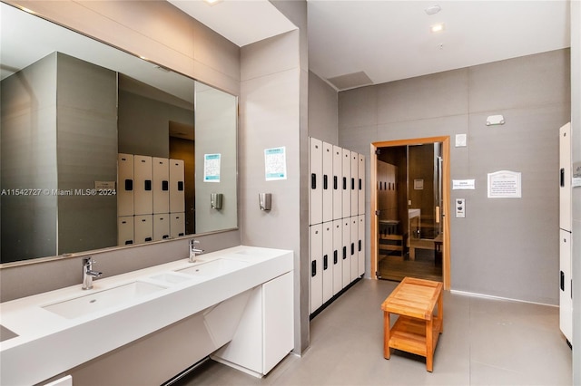 bathroom featuring double sink and oversized vanity