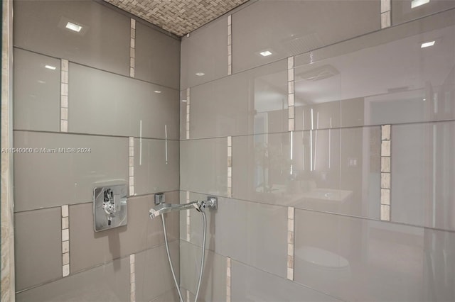 bathroom featuring walk in shower