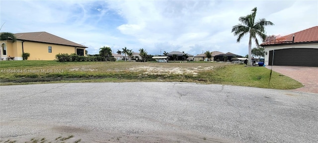 Listing photo 2 for 407 NW 39th Ave, Cape Coral FL 33993