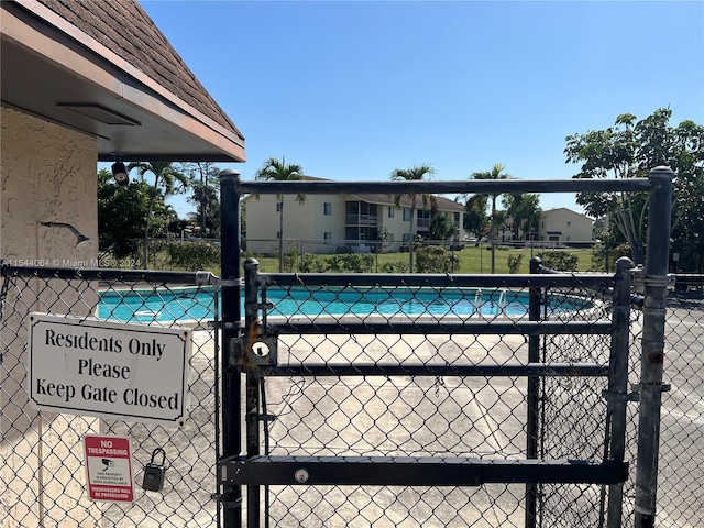 view of swimming pool