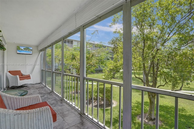 view of sunroom / solarium