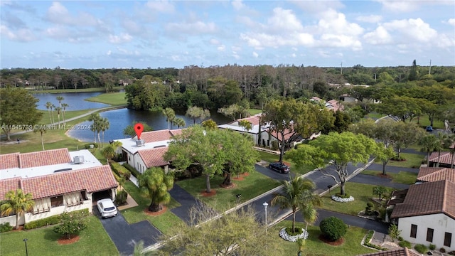 bird's eye view featuring a water view