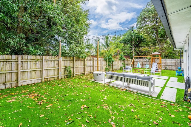 view of yard with a patio