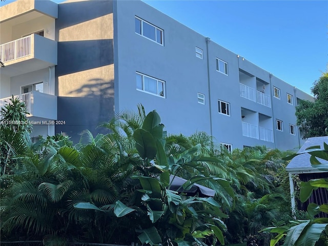 view of building exterior