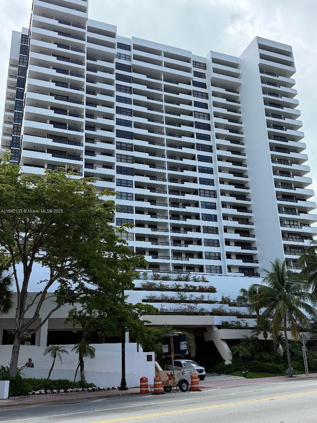 2555 Collins Ave Unit 506, Miami Beach, FL 33140 - photo 3
