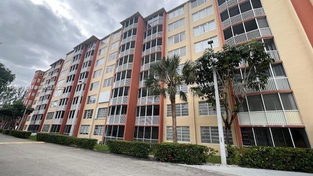 1780 NE 191st St Unit 811-2, Miami, FL 33179 - photo 29