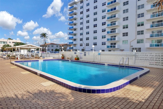 view of swimming pool