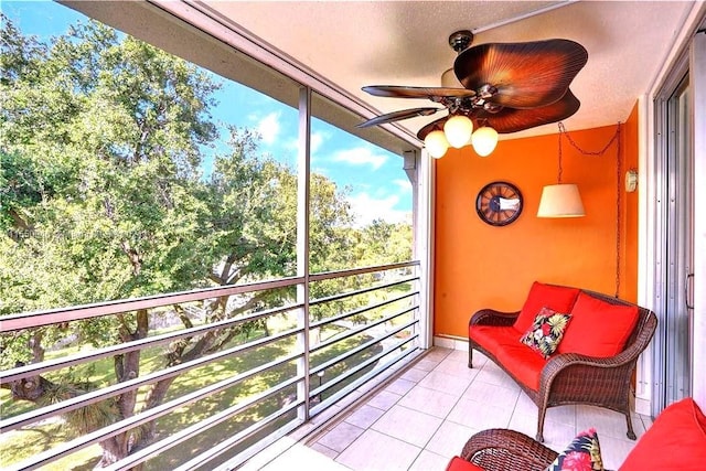 balcony with ceiling fan