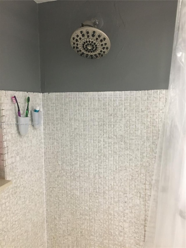 interior details with a shower