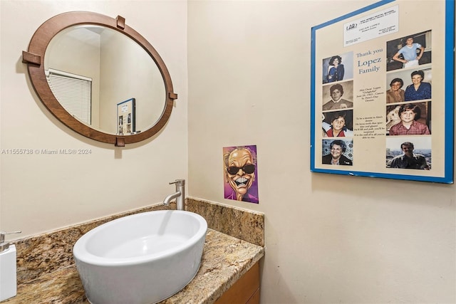 3440 N Meridian Ave, Miami Beach, FL 33140 - bathroom with vanity
