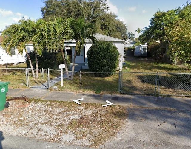 view of front of home