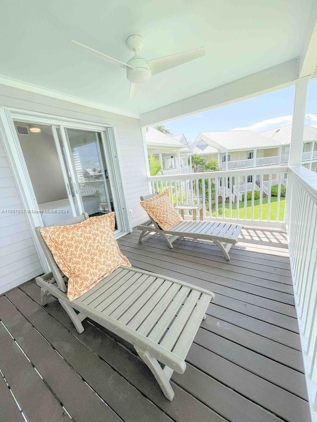 balcony with ceiling fan