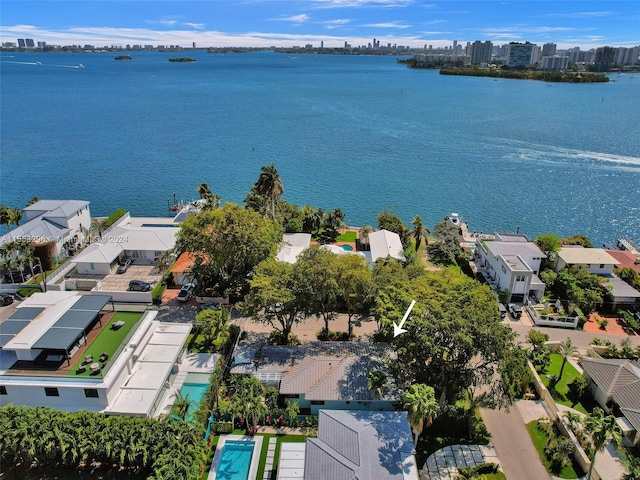 bird's eye view with a water view