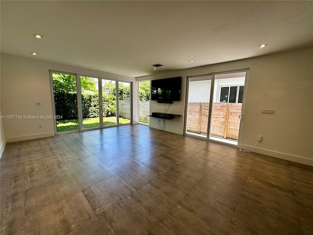 dining space with a wealth of natural light