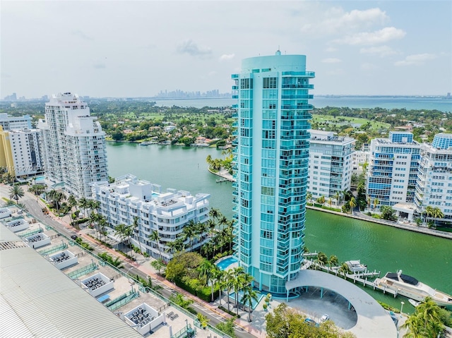 bird's eye view with a water view