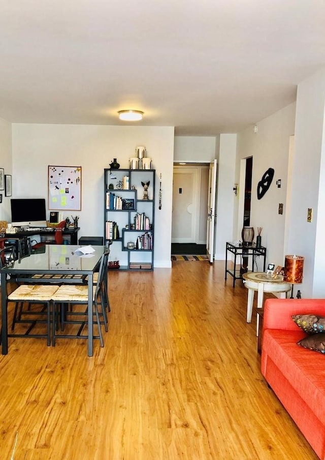 dining room with light hardwood / wood-style floors