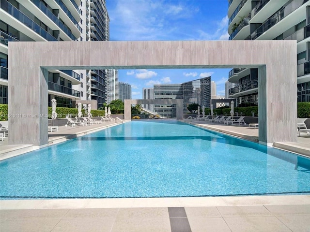 view of swimming pool