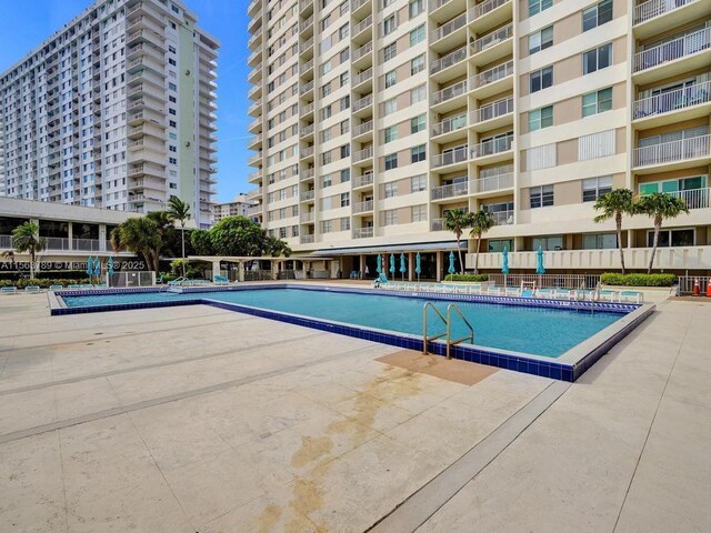 300 Bayview Dr Unit 906, Sunny Isles Beach, FL 33160 - photo 54